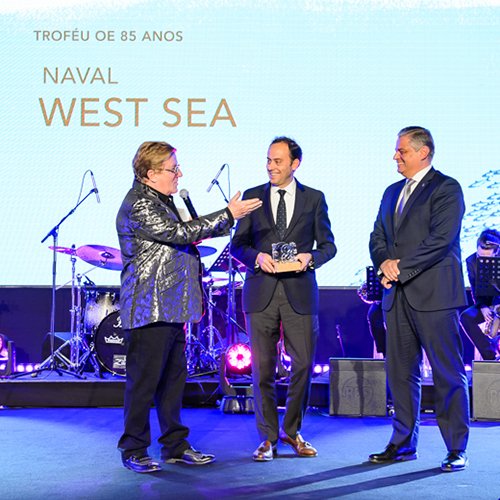 West Sea receives the “85 years of the Portuguese Engineers Order” trophy in the Naval Engineering category